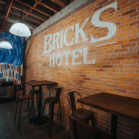 The Bricks Hotel Dumaguete City Exterior photo